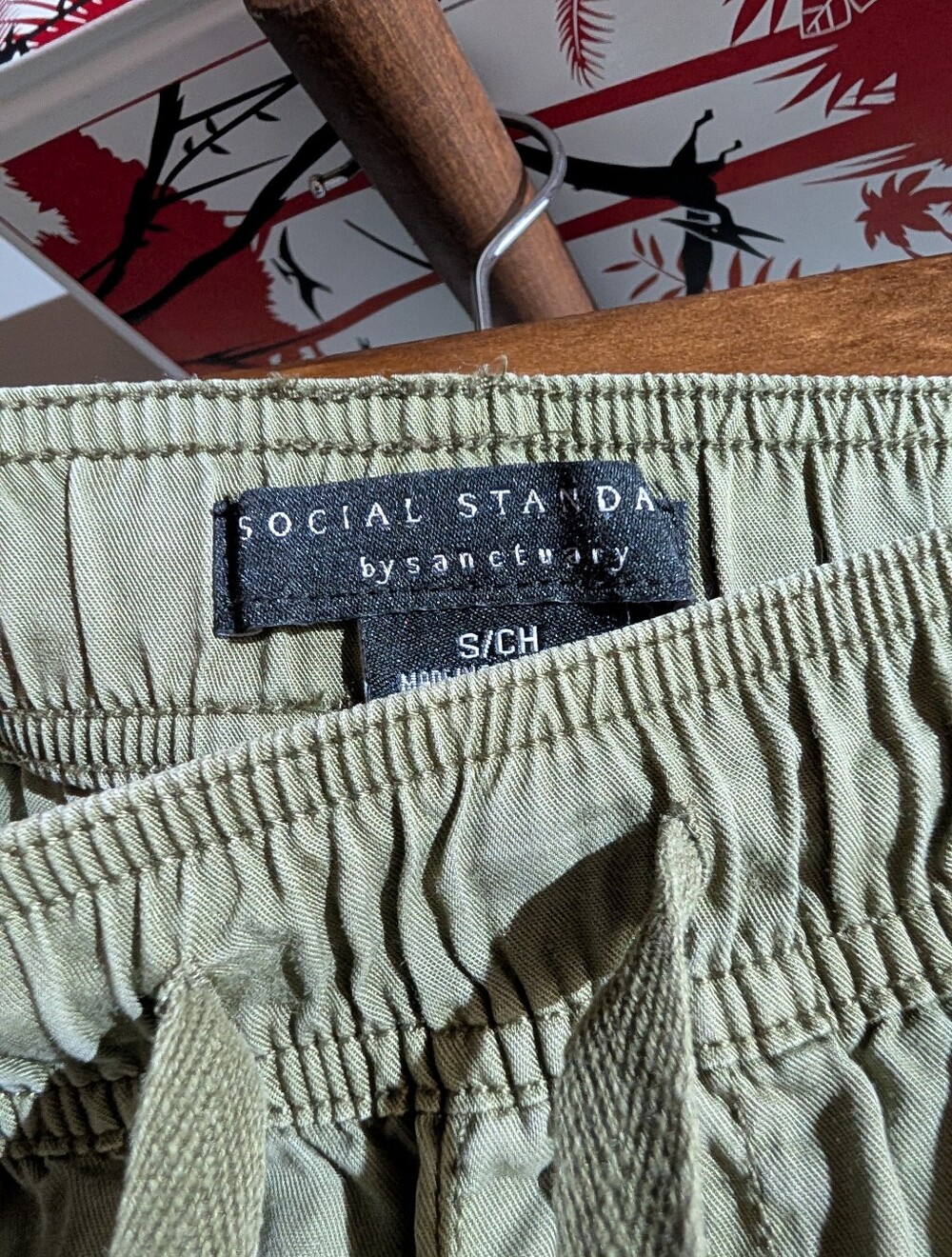 Social Standard By Sanctuary Green Flowy Cargo Pants - Small - Picture 2 of 6